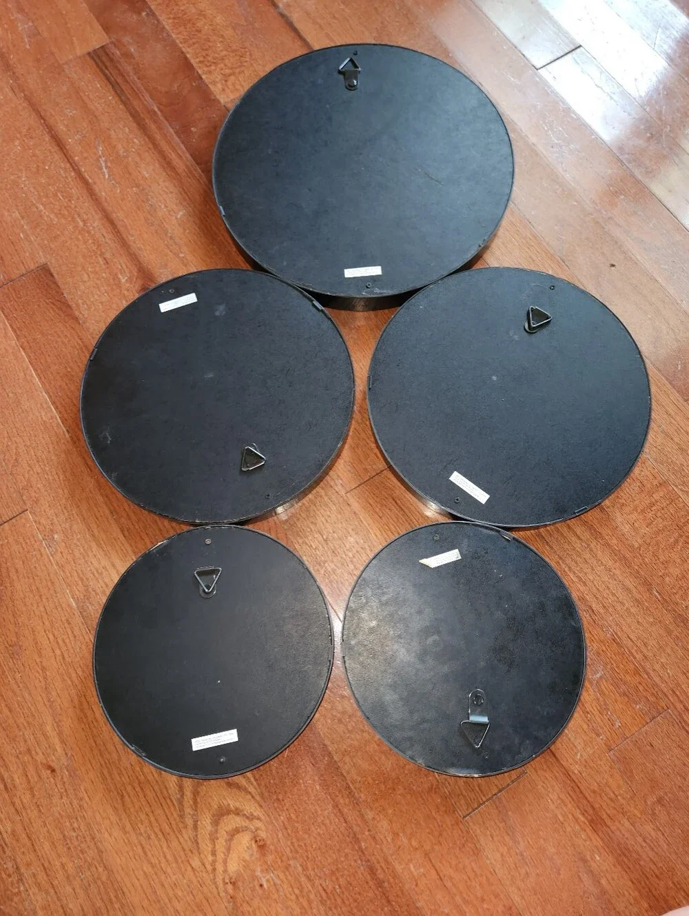 Five-Piece Black Round Wall Mirror Set — Modern Accent Mirrors